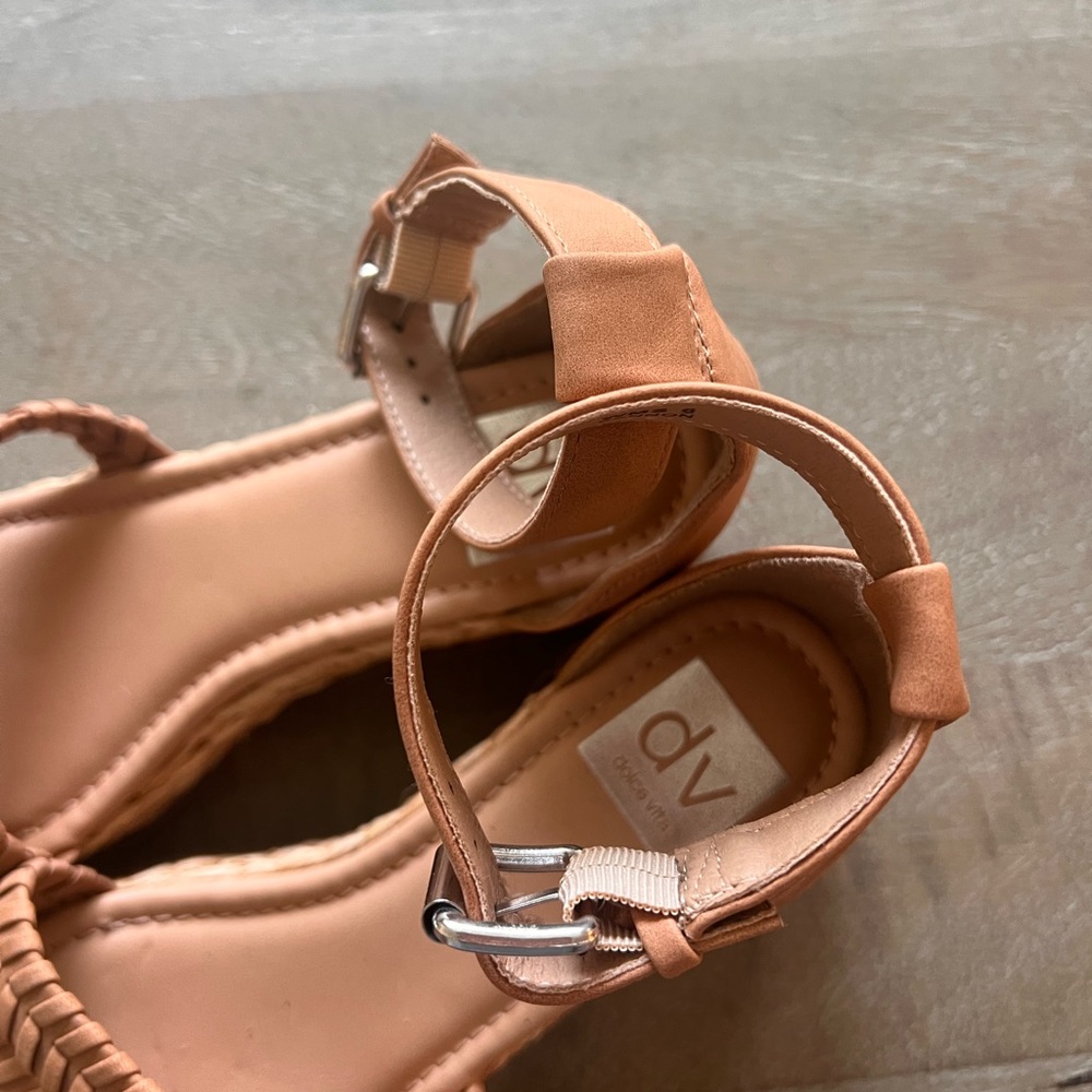 DV by Dolce Vita Tan Woven Espadrille Sandals - Picture 3 of 3